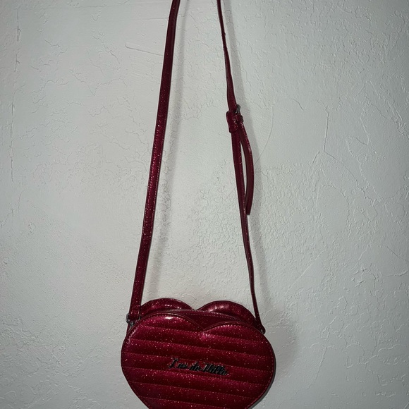 Lux De Ville Mini Heart Crossbody Bag NWOT - Picture 5 of 8